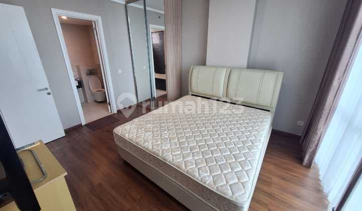 Via Vue Apartment Ciputra World for rent, fully furnished, 3 bedrooms.