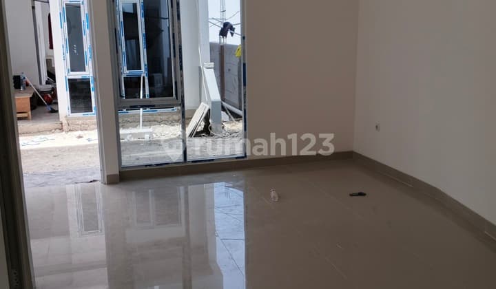 Rumah SHM - Unit Baru di Cempaka Putih Jakarta