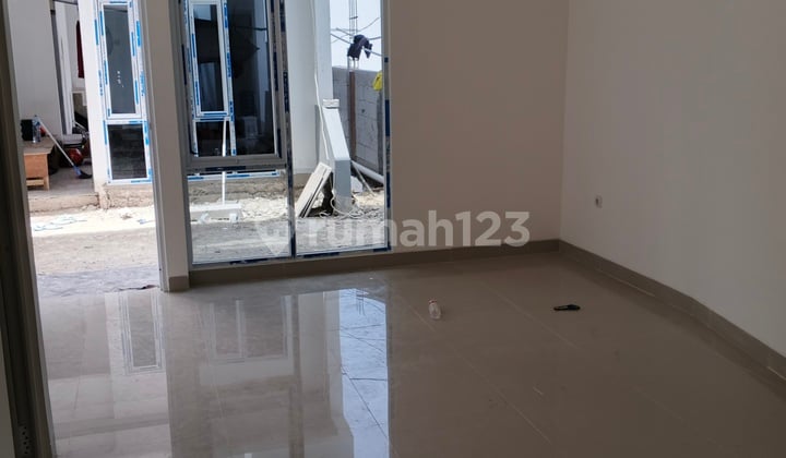 Rumah SHM - Unit Baru di Cempaka Putih Jakarta