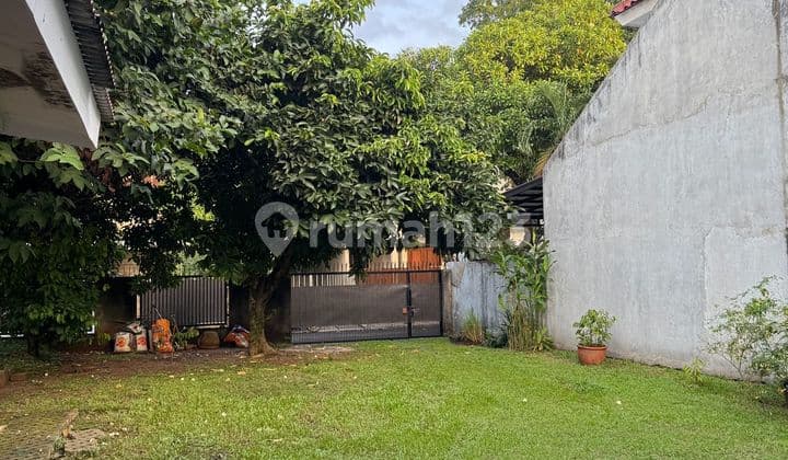 Dijual Tanah di Puspita Loka Luas Tanah 240 M2 Arah Tenggara