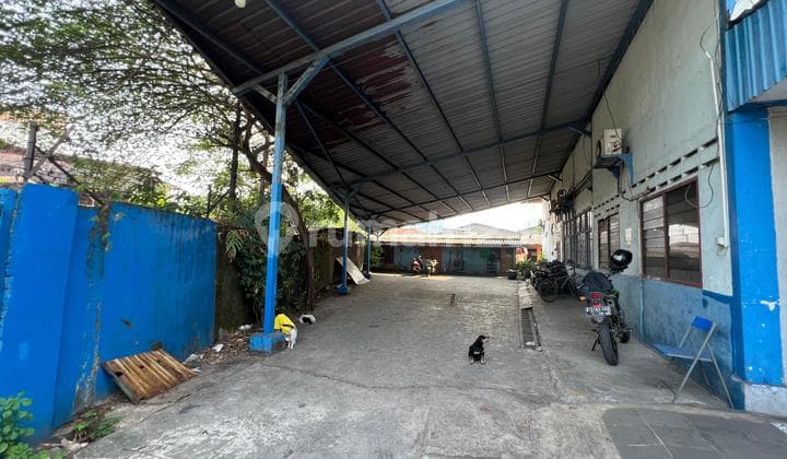 Gudang Di Area Pasar Kemis Lokasi Tanah Masuk Zona Industri