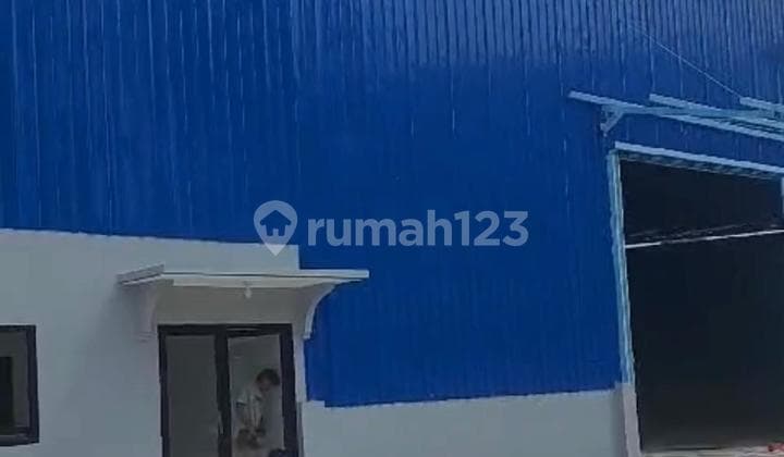 FOR RENT WAREHOUSE IN SEPATAN, TANGERANG PRIME LOCATION