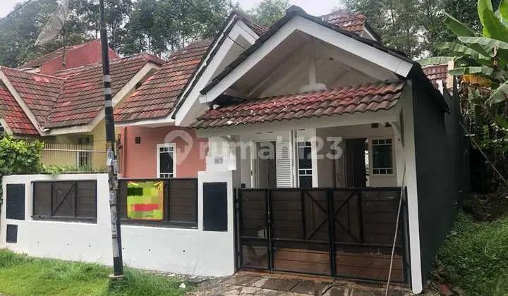 Dijual Rumah Di Nusaloka Bsd Minimalis Modern Lingkungan Nyaman