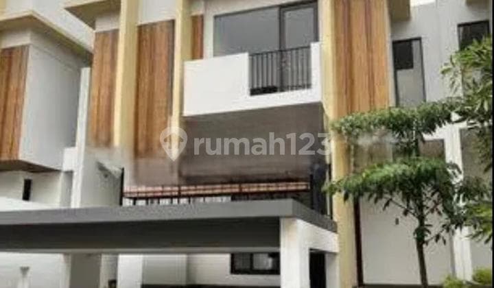 DISEWAKAN RUMAH BLITZFIELD, BSD RUMAH CAKEP MODERN AKSES MUDAH