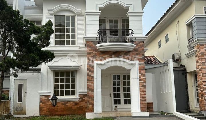 FOR SALE: THE GREEN HOUSE, BSD, SERENE ENVIRONMENT, EASY ACCESS NEAR HIGHWAY