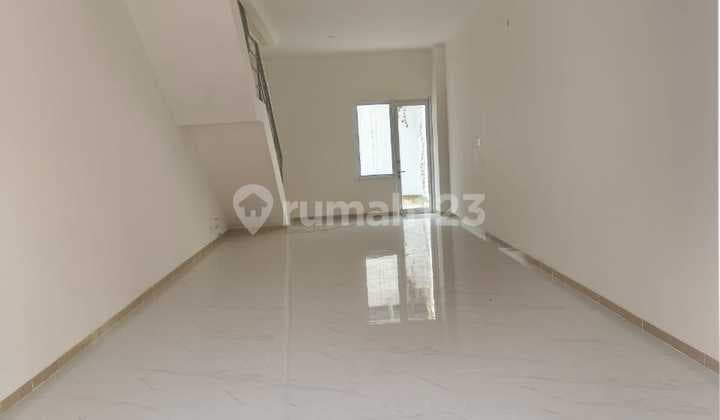 For Sale, 3-Story Allicante Shop House, Freshly Renovated, Prime Location