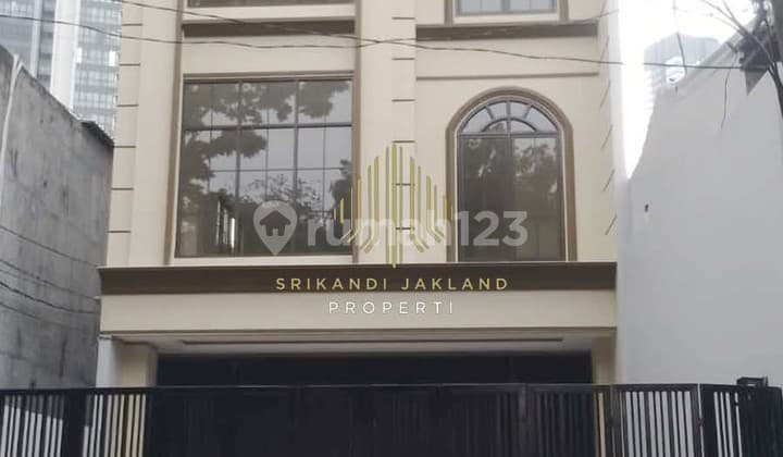 Mini Building Bagus di Area Premium Jl Prof Satrio Kuningan