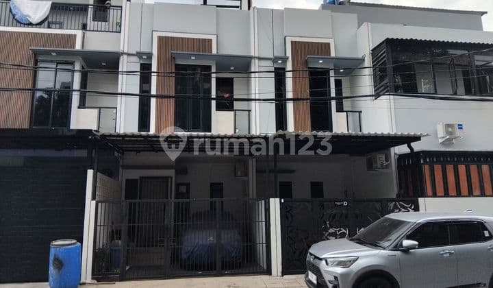 Rumah Bagus Cempaka.putih Dekat Area Perkantoran