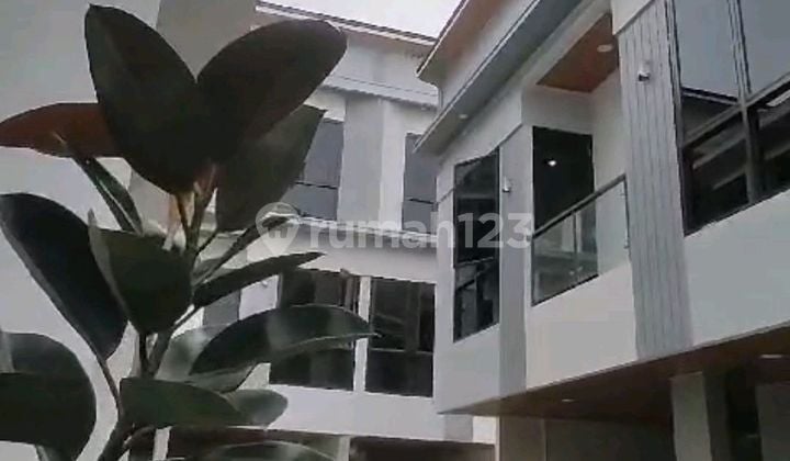 Rumah Johar.baru Tidak Pernah Banjir 3 KT 2 KM