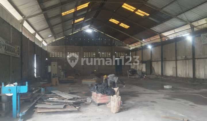 Warehouse for Rent in Good Condition in Citerup Bogor