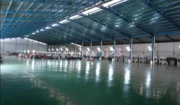 Dijual Pabrik Gudang di jalan Raya Subang Bagus Murah