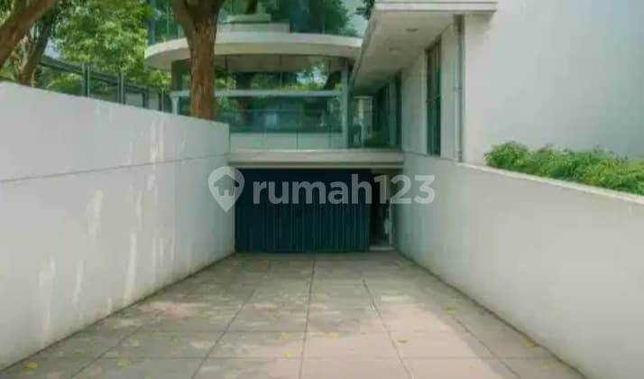 Dijual Rumah di Kemang Jakarta Selatan