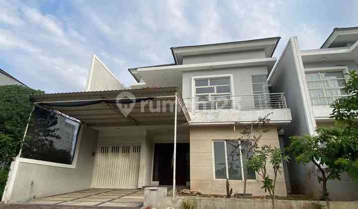 Modern House Citraland WATERFRONT West Surabaya