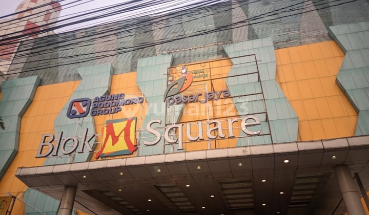 Kios Murah di Blok M Square Kebayoran Baru Jakarta Selatan
