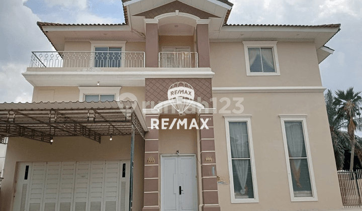 Dijual Rumah Elegan Mewah di Lippo Central