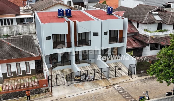 Brand New House with Modern Facade in Cinere Ready to Occupancy Area 100m2