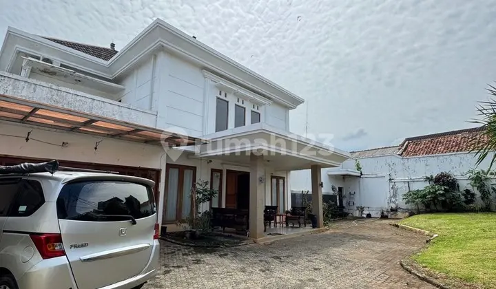 Rumah Mewah Besar di Cinere Lahan 1040 M² di Cinere Dekat Mall