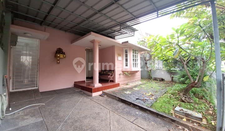 Dijual Rumah Minimalis Kemang Pratama Bekasi Taman Depan & Belakang Siap Huni