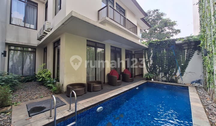 Rumah Modern di Serenia Hills Siap Huni Furnished Ada Swimming Pool