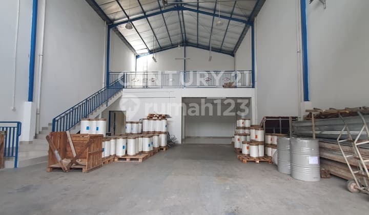 Nice 2-Story Warehouse in Central Cakung Bizpark