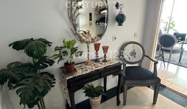 3Br Cozy dan Shabby Chic Apt St Moritz Full Furnished