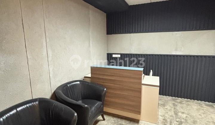 For Rent Office Space Fully Furnished 229 m2 South Jakarta | Menara 165 7th Floor