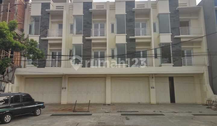 ✴️DI JUAL/SEWA !!!RUKO BARU 4 LANTAI SAYAP PELAJAR PEJUANG, HADAP UTARADEKAT KAMPUS UNIV LANG2 BUANA , KAWASAN KULINER BURANGRANG, INSTITUT SENI BUDAYA, BUAH BATU.RUKO C : LT: 97M2 , LB: 300M2, LEBAR MUKA 5 MTR PANJANG +- 20 MTRHARGA JUAL: 3,9 M, SEWA 220