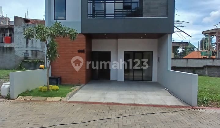 RUMAH BARU 2 LANTAI @ GERBANG TOLL SOREANG SOROJA CAKEP BANGET !!!