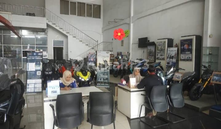 SHOWROOM & WAREHOUSE BUILDING S.HATTA