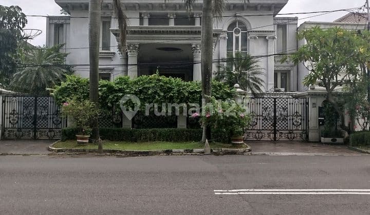 Luxury Residence in Front of Pondok Indah Residence, Kartika Utama Street