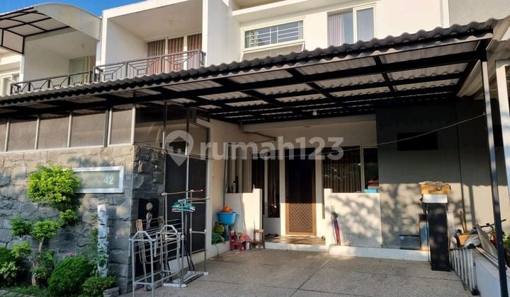 Dijual Cepat Rumah Decasa Residence