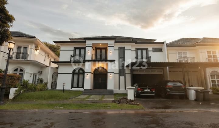 Dijual Rumah Mewah 2 Lantai Full Furnish - Fontainebleau Golf Residence, BSD City