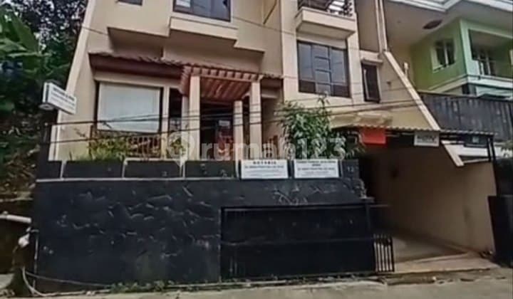 Rumah Bagus Siap Huni di Dago Murah Jarang Ada