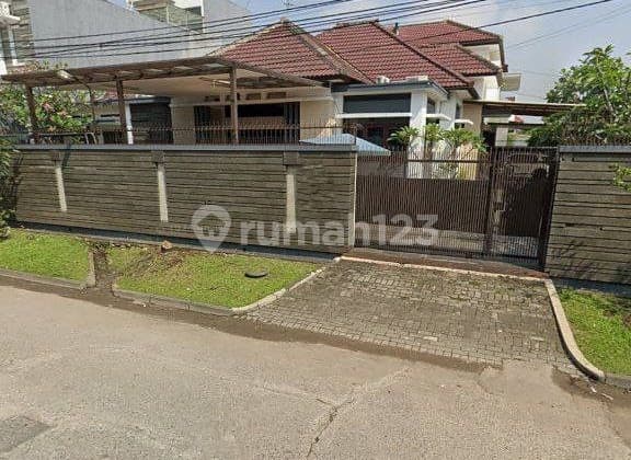 Rumah Bagus di Mekar Wangi Singgasanana Bandung