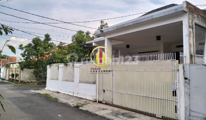 Rumah Bagus Terawat Siap Huni di Turangga