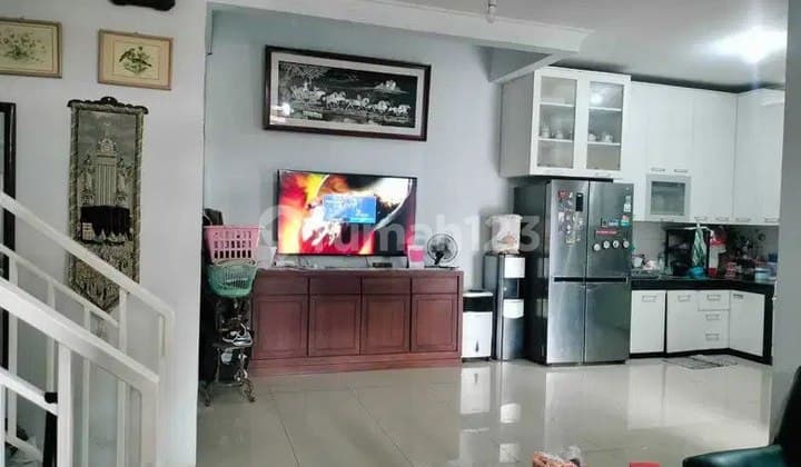 Rumah Minimalis Menarik 2lt Di Turangga Raja Mantri Buah Batu