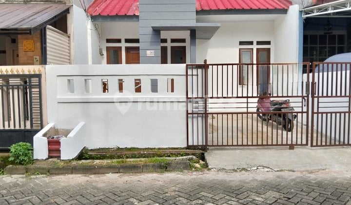 Di Jual Rumah Mungil 2 Menit ke Pintu Toll