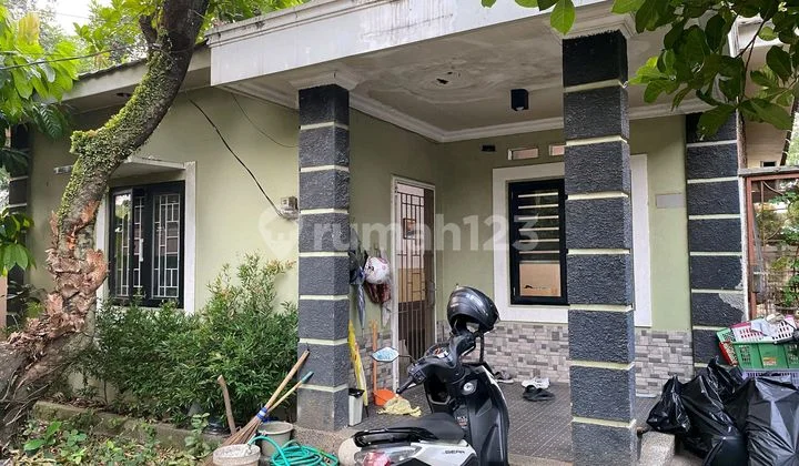 Dijual Murah ,Lokasi Pinggir Jalan Graha Raya Bintaro