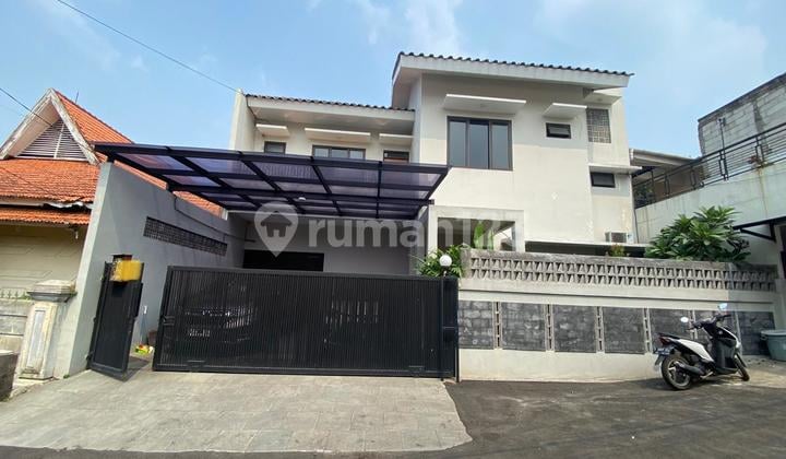 Jual Rumah Furnished di Megapolitan Cinere