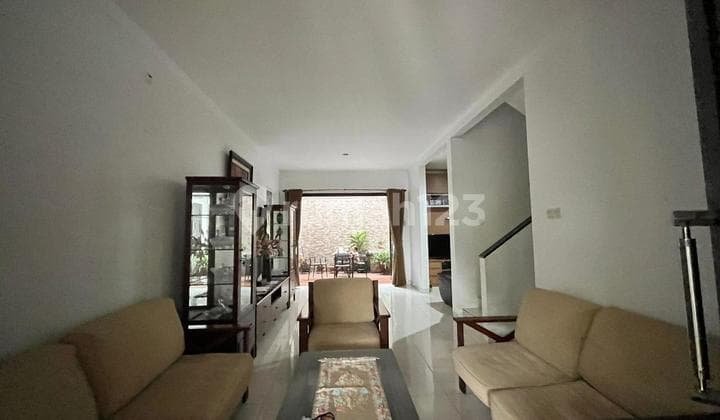 For Salemelia Residence Graha Raya, Siap Huni, Rumah Rapih