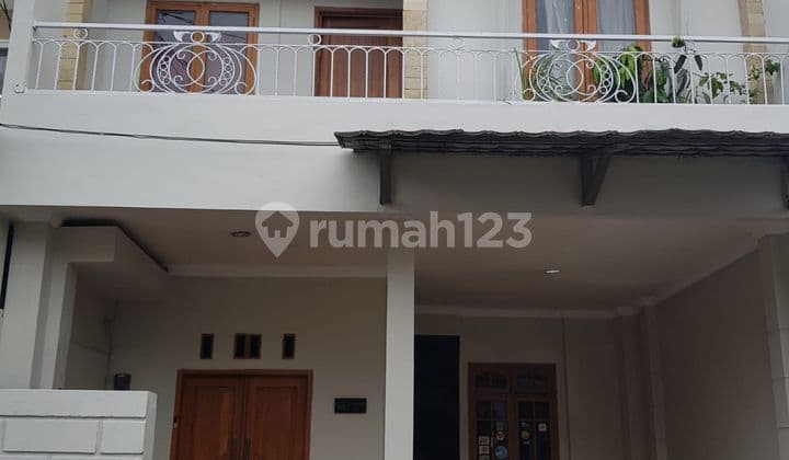 Dijual Rumah 2 1/4 Lantai di Permata Kranggan Cibubur