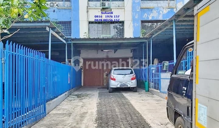 Ruko+rumah Tinggal 4 Lantai Dijual di Gereja Ayam Pasar Baru Jakarta Pusat
