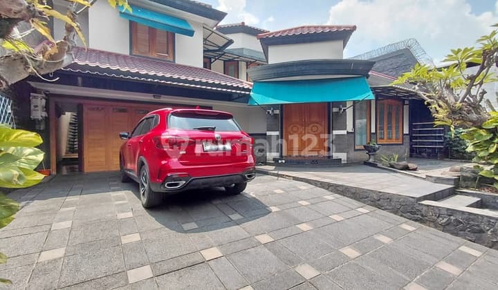 Rumah Exclusive 2 LT Dijual di Kayu Putih Selatan Jakarta Timur