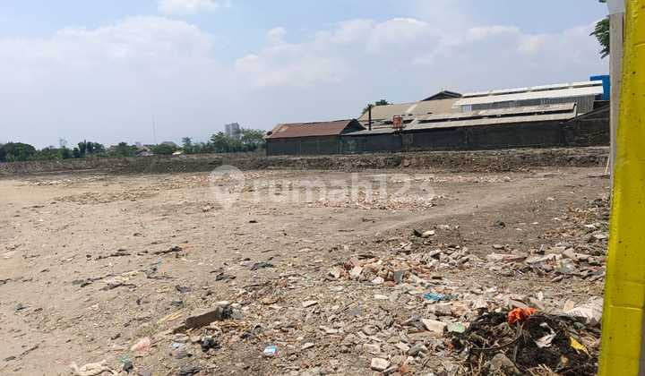 Land for Sale, 1 Hectare in Gedebage