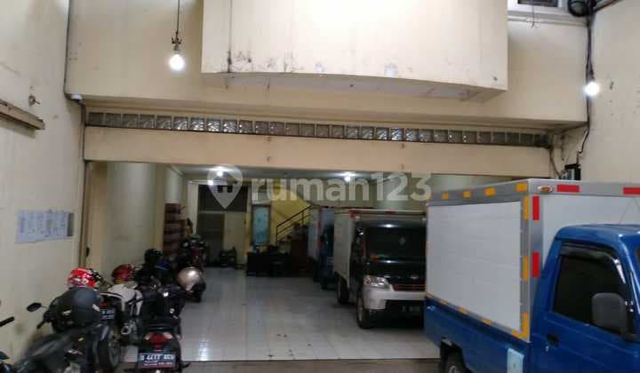 Dijual Ruko 2 Lantai di Jalan Peta Bandung