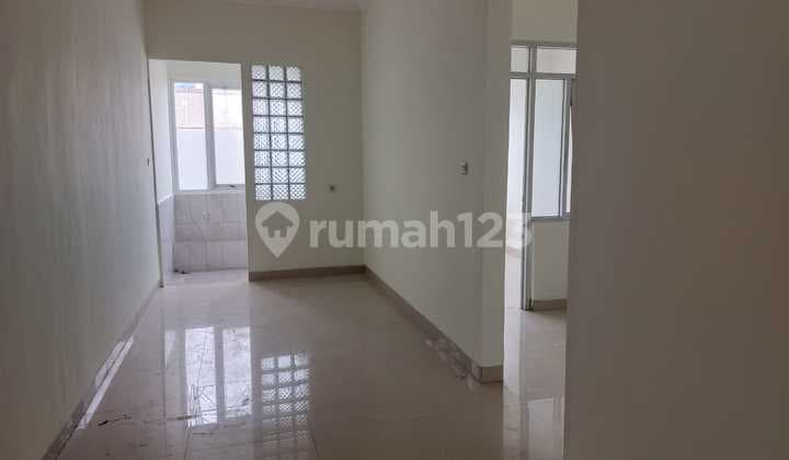 Disewa Ruko 2 Lantai Bagus di Taman Kopo Indah, Bandung