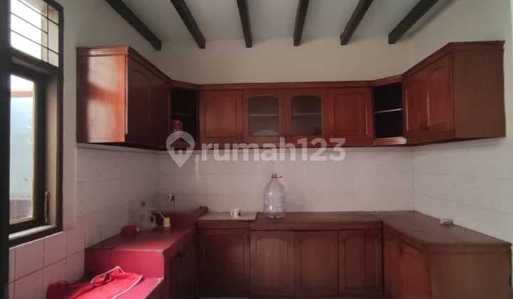 Disewa Rumah 2 Lantai Bagus di Taman Kopo Indah, Bandung