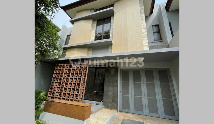 Di Jual Rumah di Cluster Precia Eminent BSD City di Tangerang Selatan
