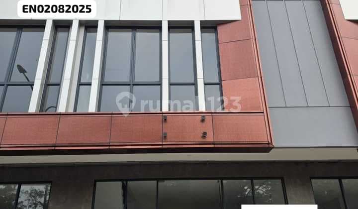 Disewakan Ruko Baru Posisi Terdepan Arah Pintu Toll Kota Wisata Cibubur