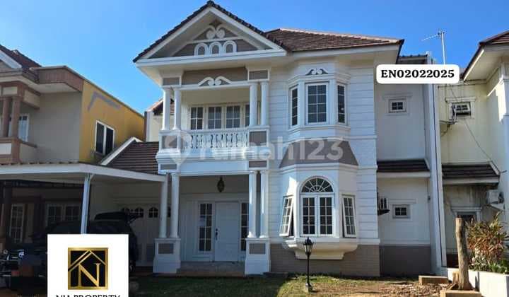 Rumah Klasik Mewah di Second Boulevard Kota Wisata Cibubur